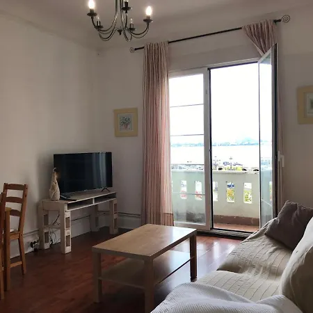 Apartamento Puerto Chico 아파트 산탄데르
